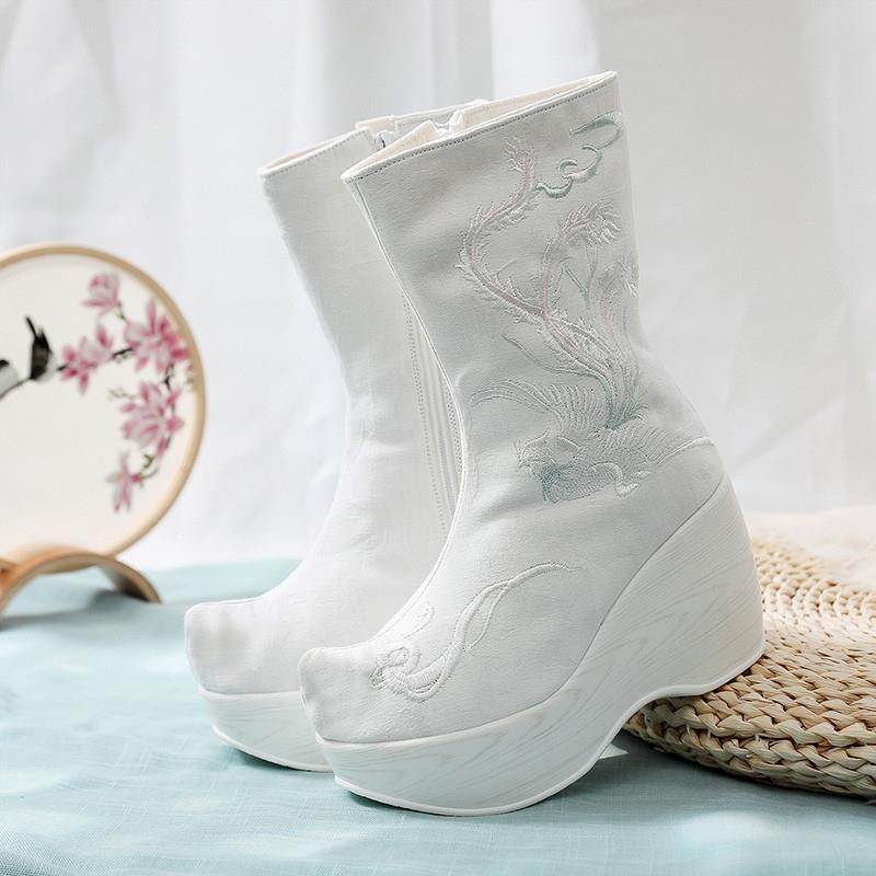 冬季加绒女士古装靴子白色增高汉服绣花鞋舞蹈演出翘头弓鞋古风靴,女鞋,时装靴,淘宝优惠券,粉丝福利购,淘宝优惠卷