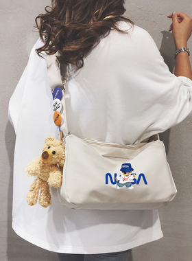 NASA联名新款斜挎包女运动腰包休闲单肩手提包纯色时尚帆布背包男