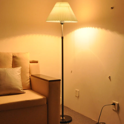 百褶落地灯客厅卧室床头沙发网红直播立式台灯温馨led遥控暖光灯