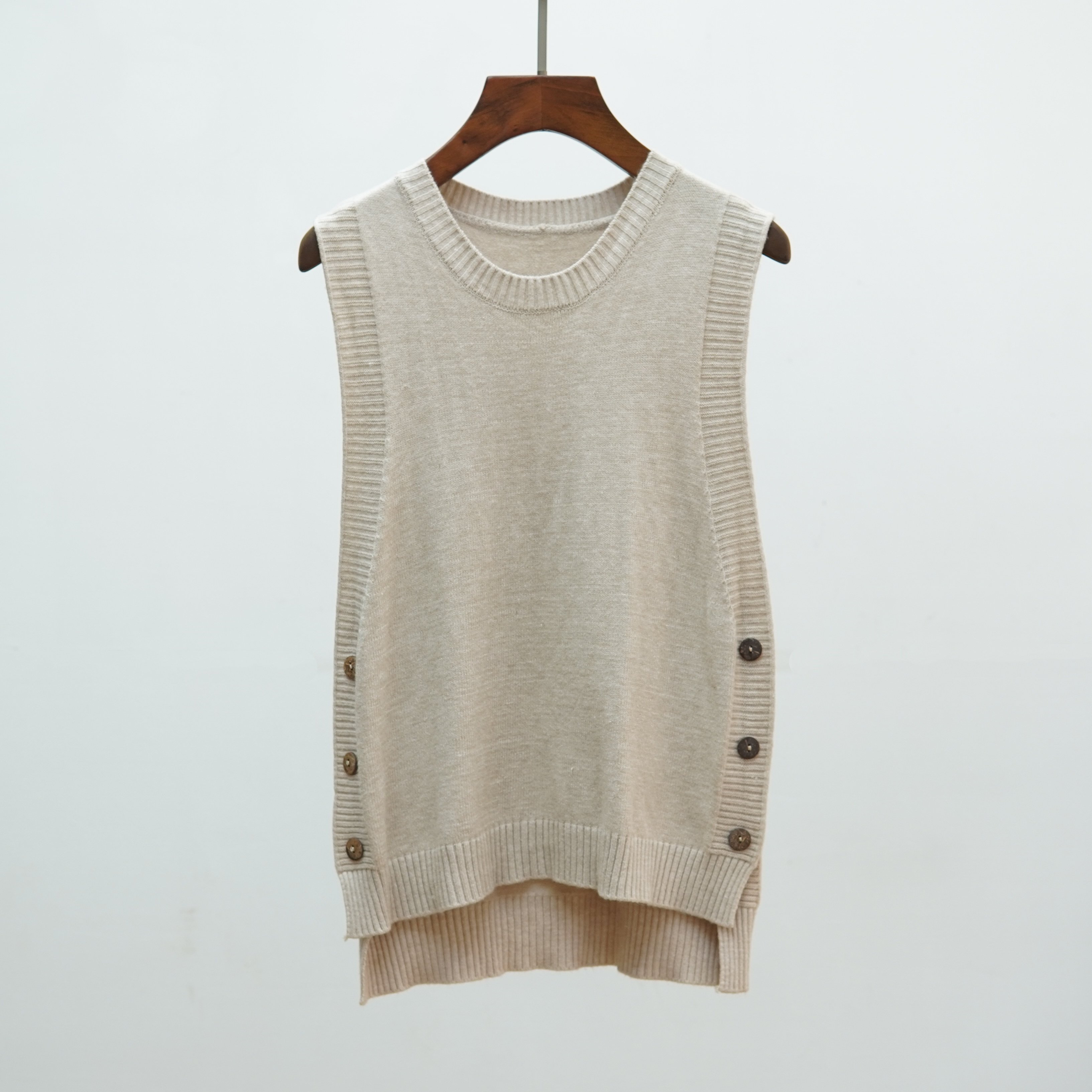 736 2025新款秋冬韩版修身圆领纯色套头针织马甲背心女士叠穿坎肩