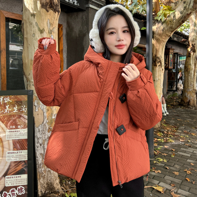 橘红色短款羽绒棉服加厚