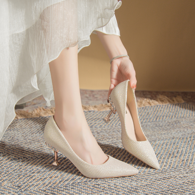 高跟鞋2025年春秋季新款婚鞋洋气水钻公主新娘鞋婚纱伴娘鞋两穿女