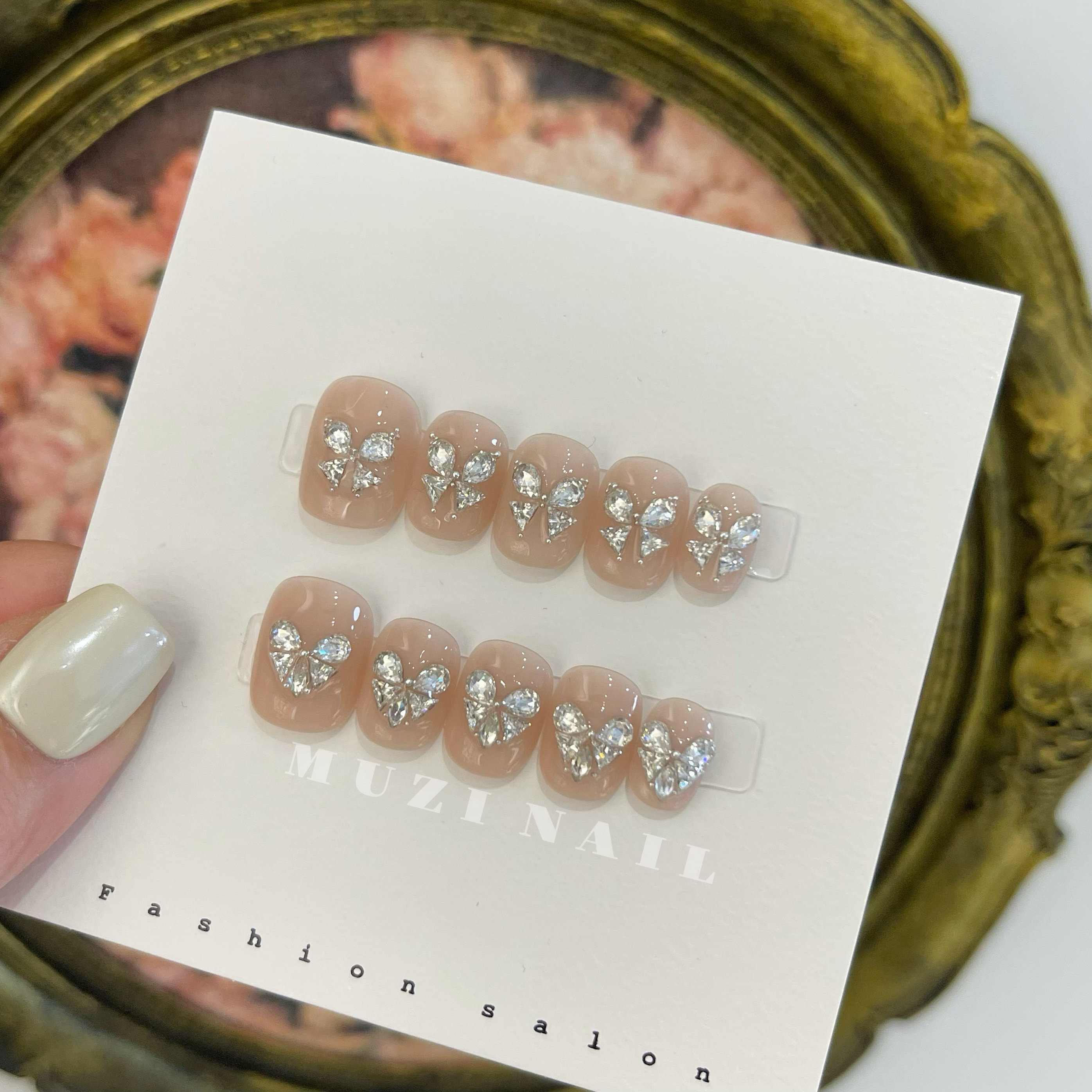 【MUZI穿戴甲】纯手工穿戴甲高级感美甲超闪锆石蝴蝶碎钻甲片可拆