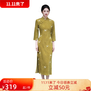 旗袍女适合小个子穿 秋款 新中式 收腰年轻款 轻奢高级感 修身 改良版