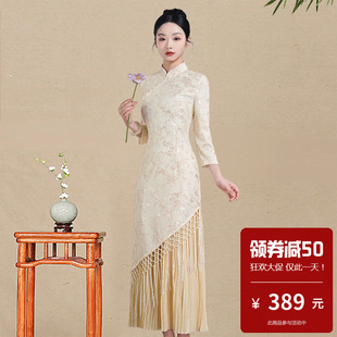 蕾丝旗袍大裙摆米白流苏长款连衣裙日常可穿新中式秋冬穿搭高级感
