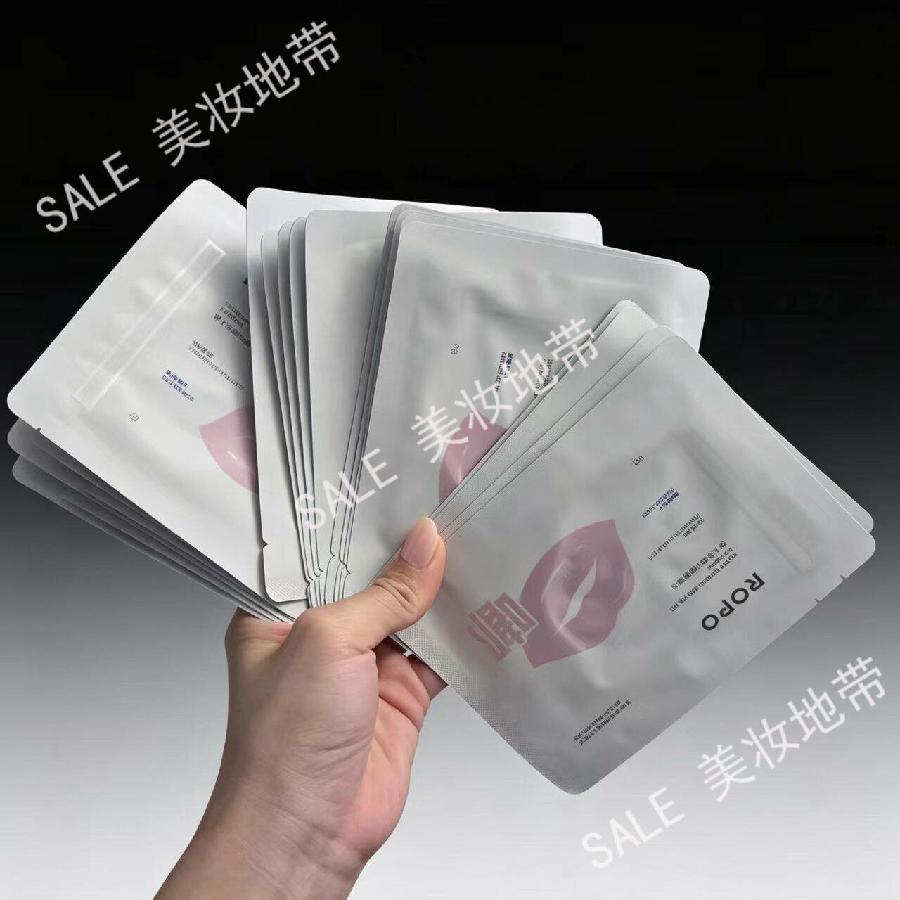 ROPO诺卜水嫩沁润唇膜贴淡化唇纹嘭弹丰润嘟嘟唇滋润修护补水舒缓