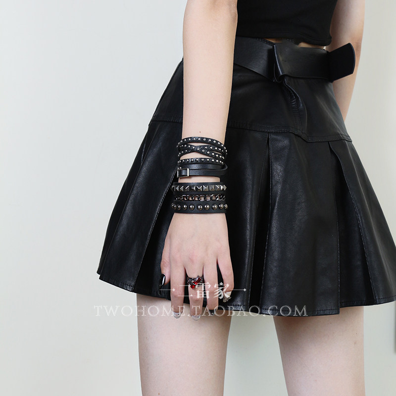 甜酷暗黑风叠戴多层朋克风链条手镯哥特风辣妹铆钉腕带手环配饰品,饰品/流行首饰/时尚饰品新,手链,淘宝优惠券,粉丝福利购,淘宝优惠卷