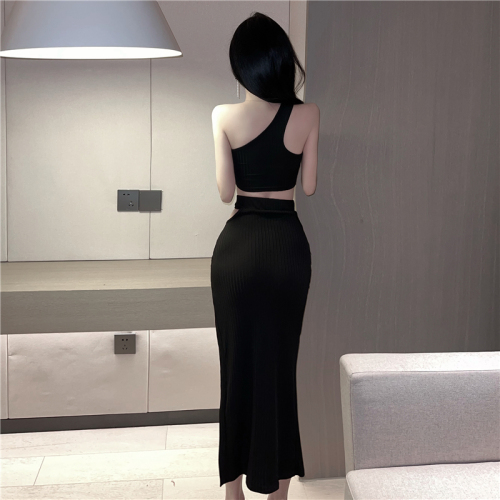 Real shooting sexy one shoulder exposed navel vest split long skirt two piece set women's summer solid color thread fashion suit