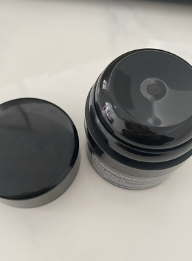 神秘黑色膏体保湿滋养美国产博倩叶复活保湿啫喱30 ml 按压中间出