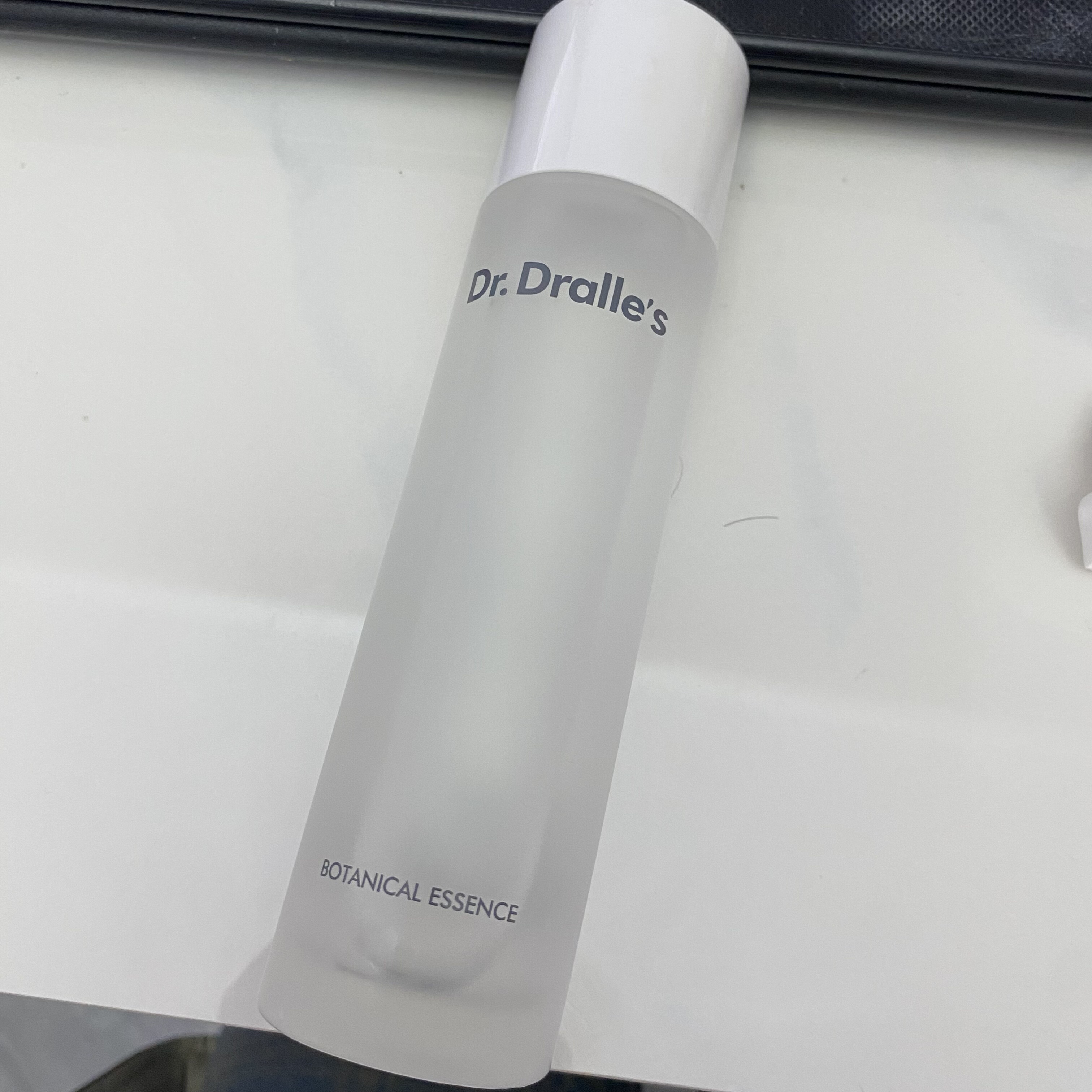 不满量足 高度如图 德国产 戴乐博士植物修护精华爽肤水 130ml