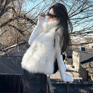 皮草马甲女2025冬季新款高级感仿水貂绒背心时尚显瘦毛毛马夹短款