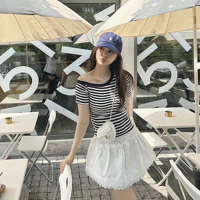 汤元家sd 斜肩条纹短袖t恤女夏季2025年新款修身显瘦百搭时尚上衣