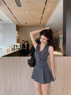 限时5折 家sd 无袖 马甲背心女百褶半身裙裤 两件套 短裙套装 汤元