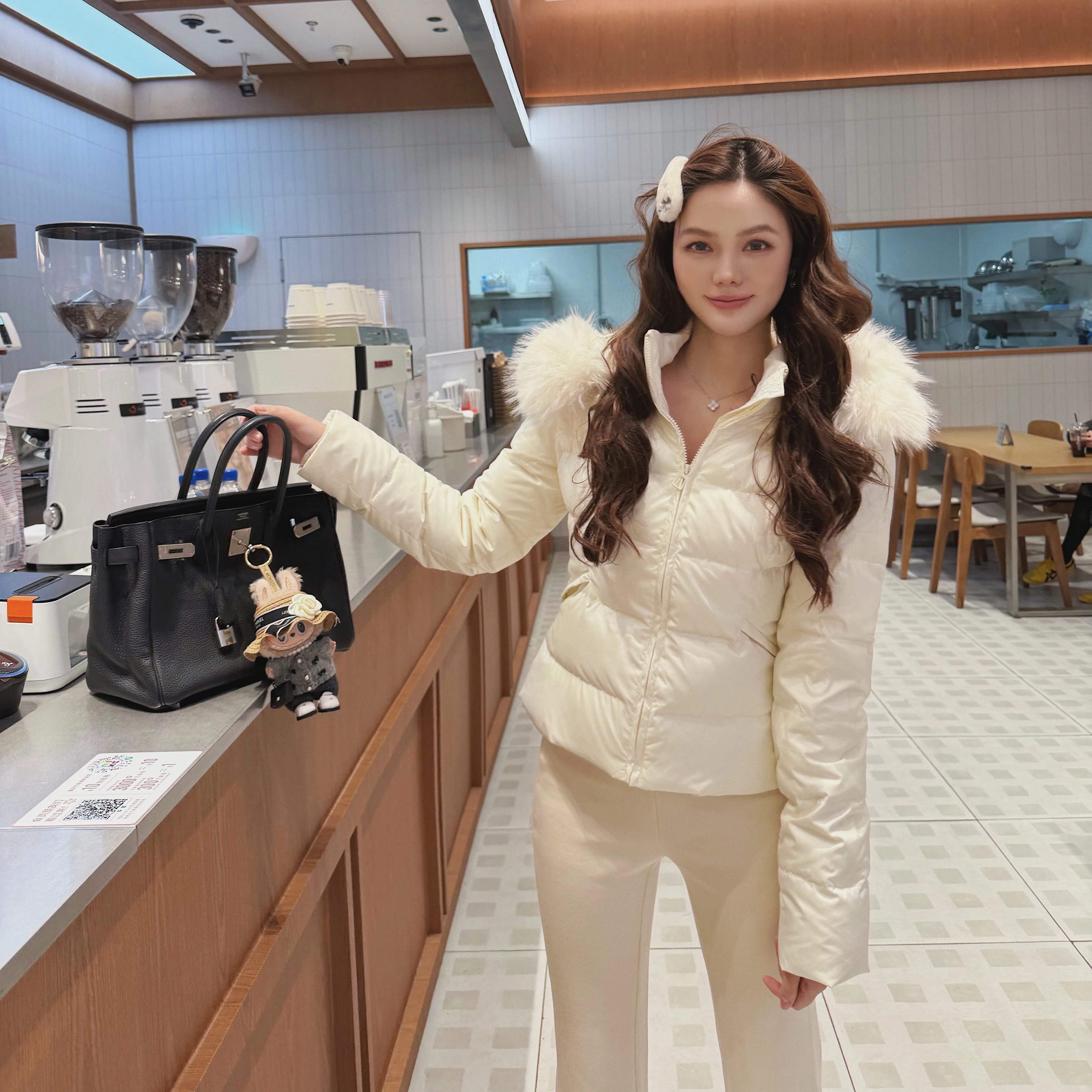 汤元家sd 气质清新纯色收腰羽绒服