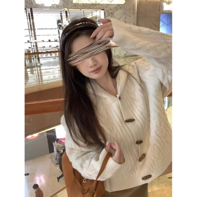 秋冬新款牛角扣针织开衫外套