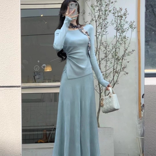 气质简约知性设计感上衣+半裙显瘦老钱风早秋套装