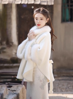 秋冬女气质赫本风小个子中长款白色毛领大衣小香风斗篷披肩外套