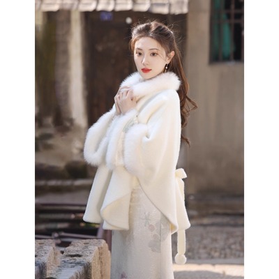 秋冬中长款毛领小香风披肩斗篷