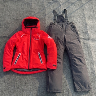 特价 女款滑雪服上衣专业单双板户外防水防风修身保暖滑雪衣