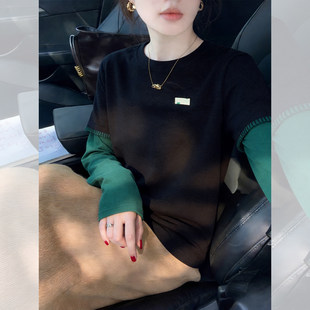 黑绿拼接宽松简约圆领长袖假两件T恤女2026早春季小众巨好看上衣