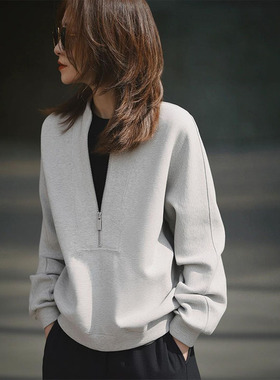 2026冬季新款今年流行爆款简约休闲风灰色卫衣女显瘦百搭慵懒上衣