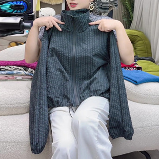 欧货大牌格子设计感拉链抽绳高领长袖外套冲锋衣2026早秋新款上衣