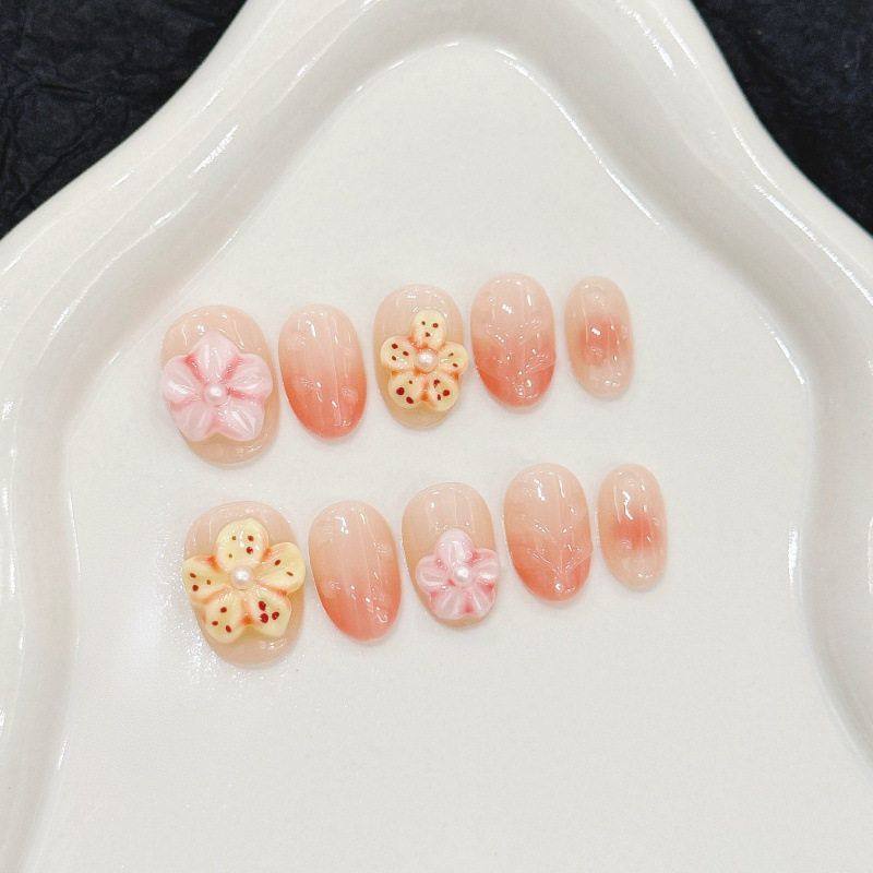 【鸡蛋花】夏季海边度假风手工捏捏花短款可拆卸穿戴甲批发成品,彩妆/香水/美妆工具,穿戴甲/甲片,淘宝优惠券,粉丝福利购,淘宝优惠卷