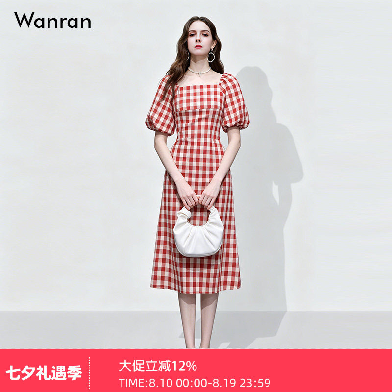 夏季女装2026新款甜美减龄红白格纹泡泡袖修身收腰显瘦连衣裙长裙