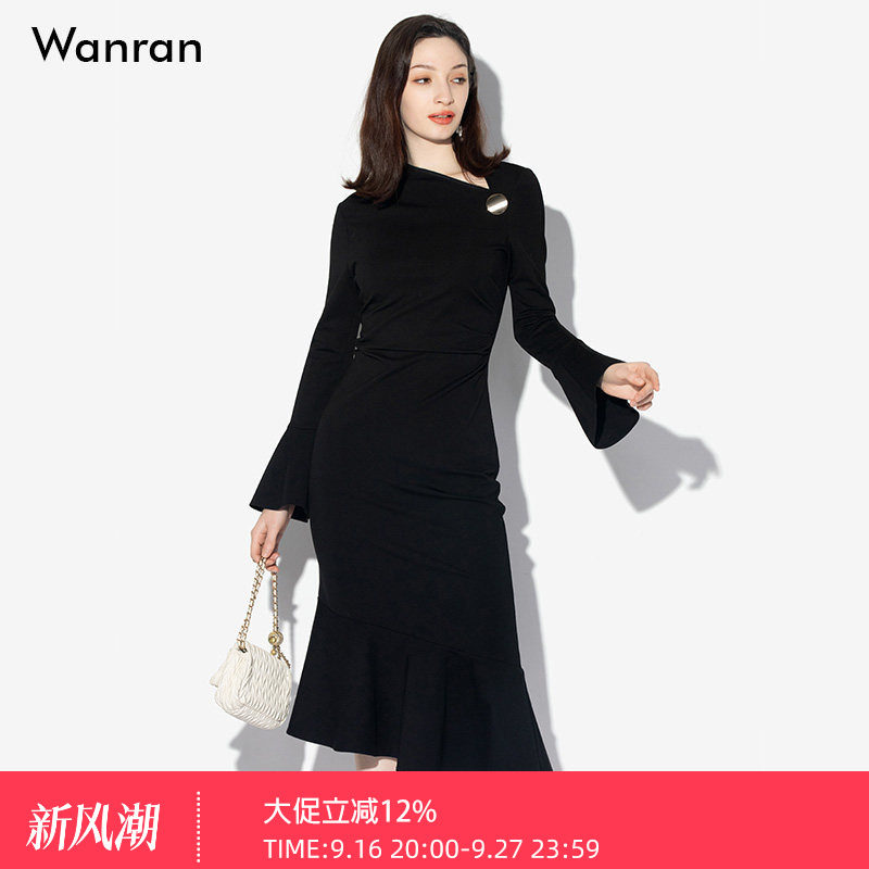 秋装女装2026新款气质黑色喇叭袖修身收腰显瘦鱼尾连衣裙长裙裙子