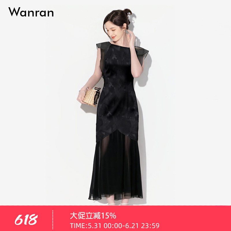 2026夏季新款时尚气质一字领荷叶袖收腰花朵型性感雪纺黑色连衣裙