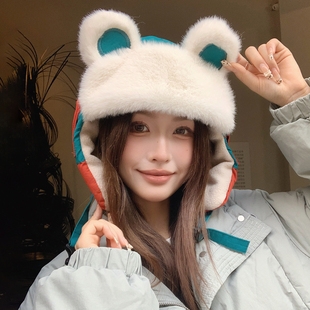 2025新款小熊毛绒帽子女冬季加绒保暖可爱显脸小防风护耳帽学院风