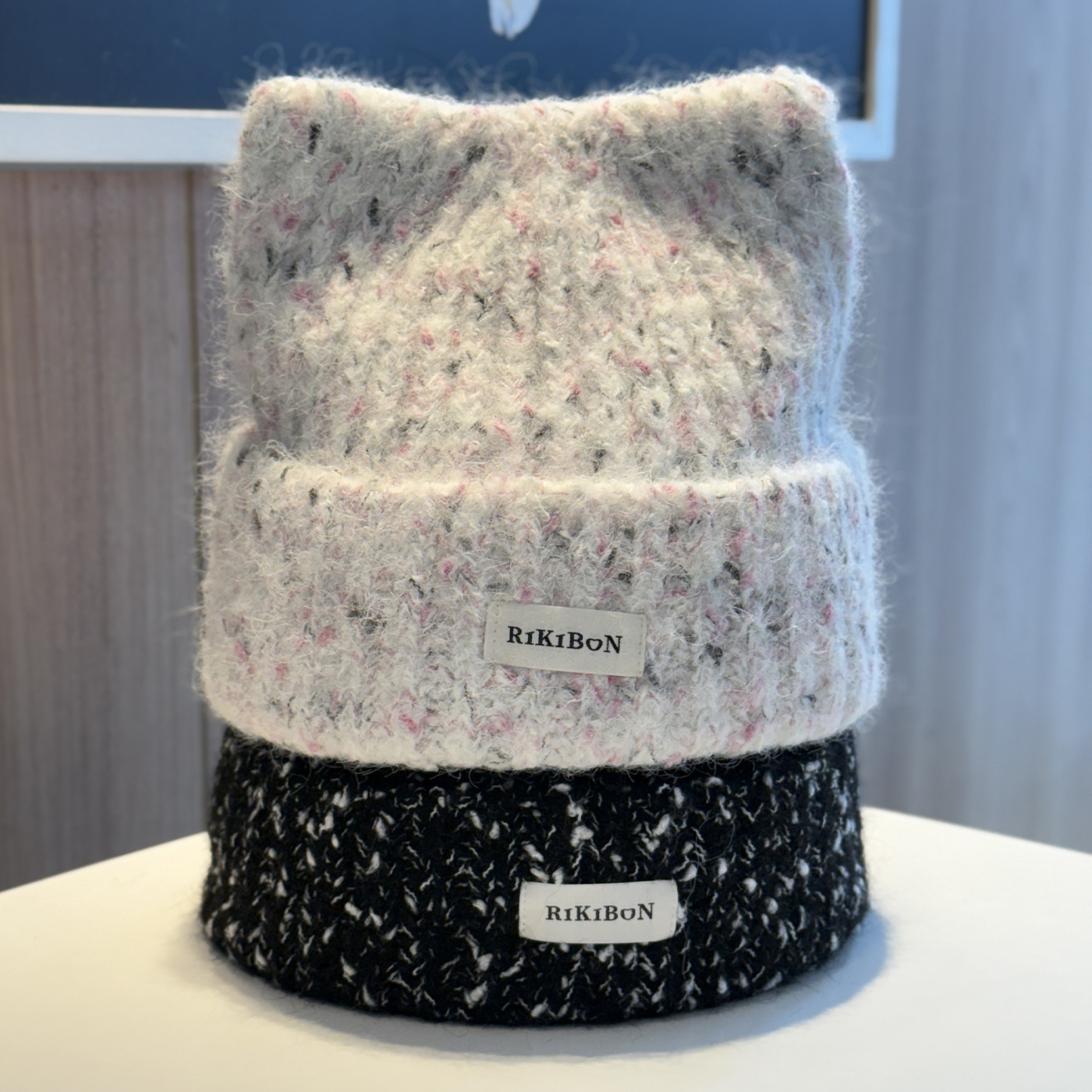 渐变字母贴布针织帽子女秋冬