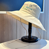 日系彩色字母刺绣甜美渔夫帽子女夏季 系带遮阳防晒帽2026新款 盆帽