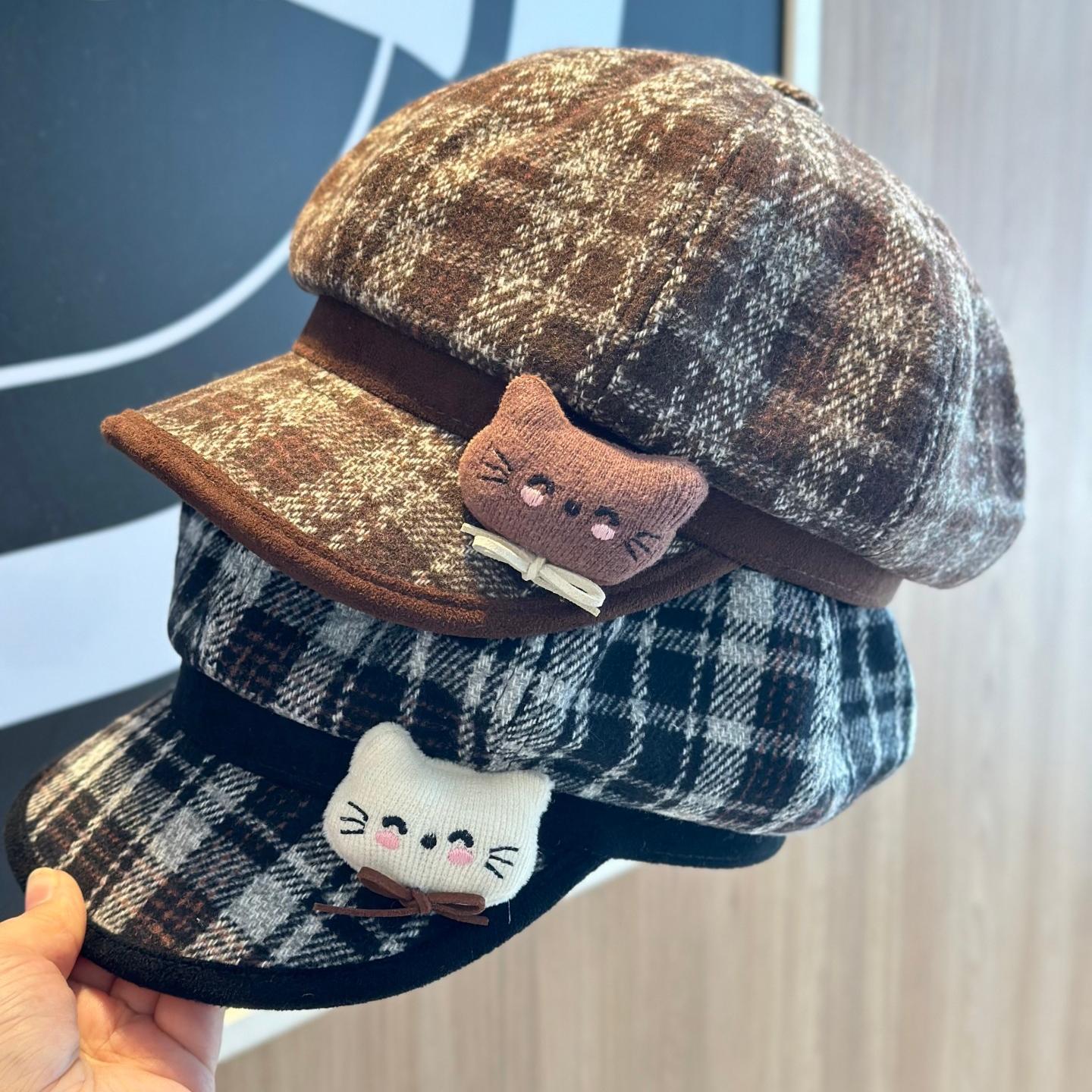 秋冬复古小猫格纹显脸小报童帽