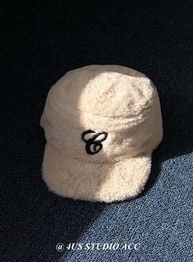 毛绒平檐鸭舌帽女韩版秋冬季保暖时髦复古平顶刺绣棒球帽男显脸小