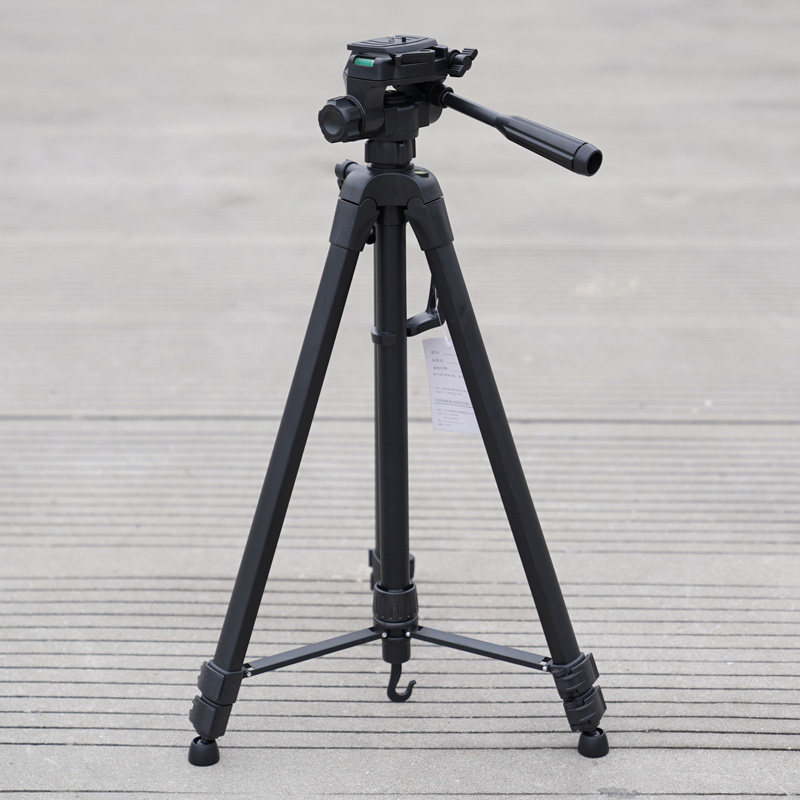 伟峰3560相机拍照直播投影仪手机三脚架单反微单落地式户外钓鱼灯