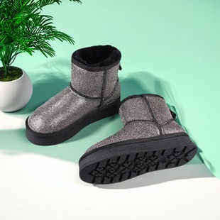 时尚满钻雪地靴女2025冬新款皮毛一体加厚真皮全羊毛保暖东北棉鞋