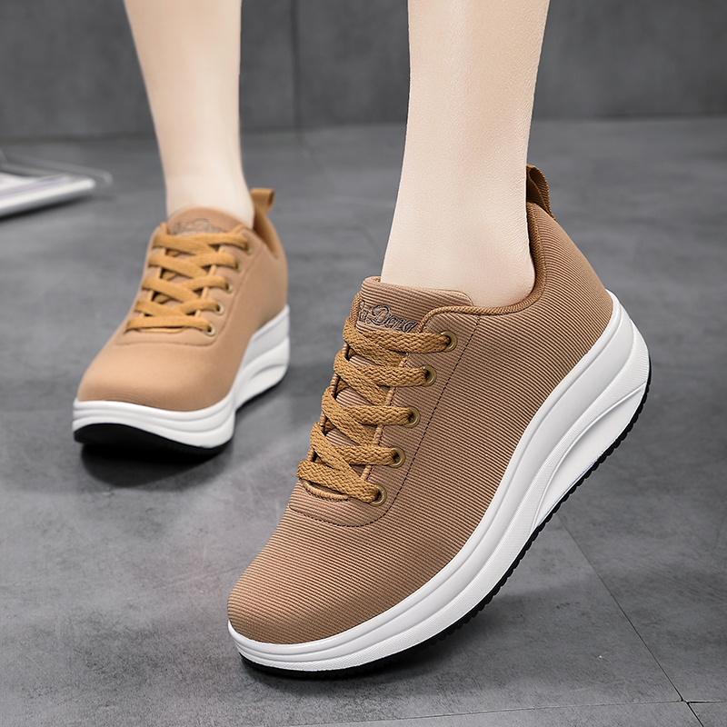 睿登韩版摇摇鞋透气增高