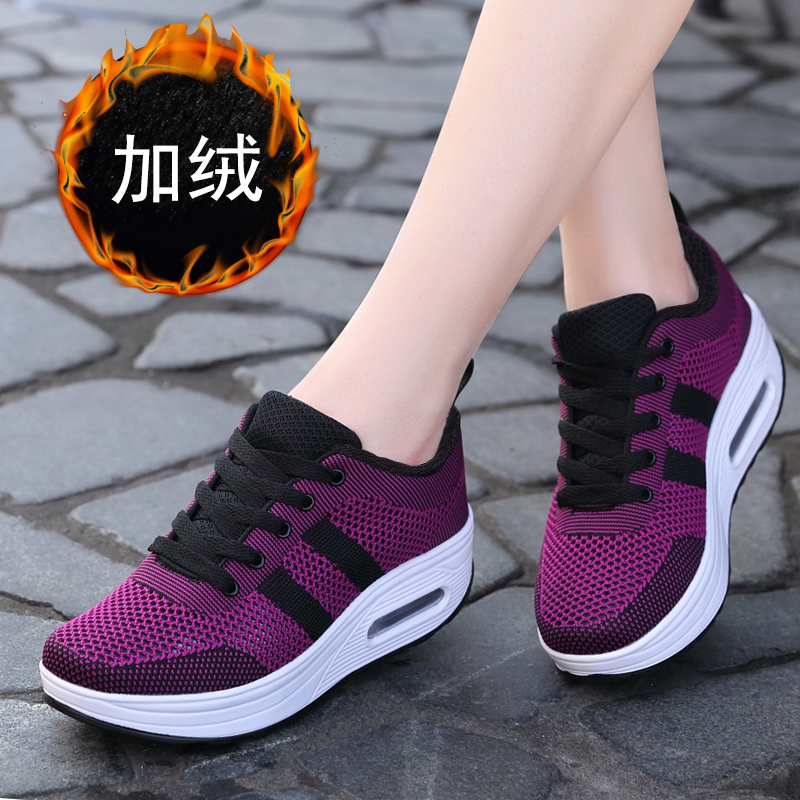 夏季新款休闲风透气旅游摇摇鞋