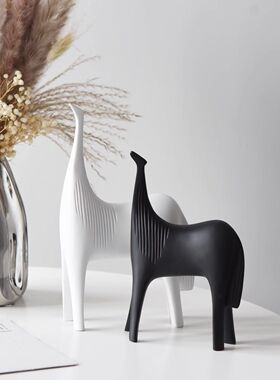 现代轻奢黑白抽象马动物书柜酒柜