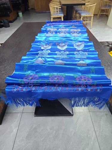 Средний и высококачественный утолщенной вышивку восемь сокровищ и пятицветный монгольский тибетский шарф-шарф с этикет