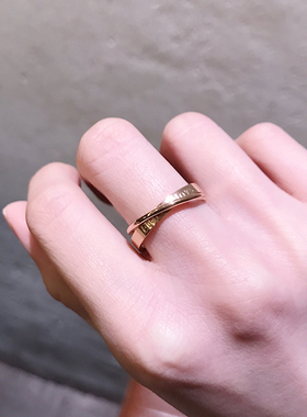 双环相扣交叉戒指简约钛钢镀18K
