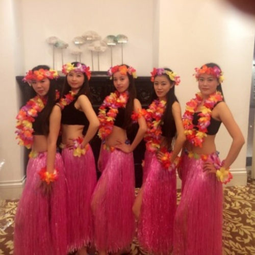 酒吧接亲娱乐派对夏威夷草裙舞