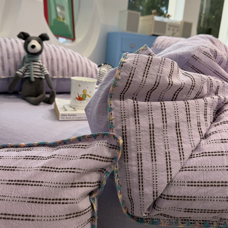 少女水洗棉彩边条纹慕斯紫四件套