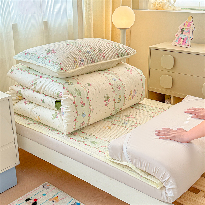 青葱小兔全棉学生床床盖三件套