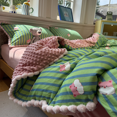 双层纱加豆豆绒条纹小熊绿四件套