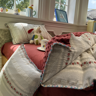 ins田园少女色织提花加豆豆绒红小花四件套1.5m1.8米秋冬加厚保暖