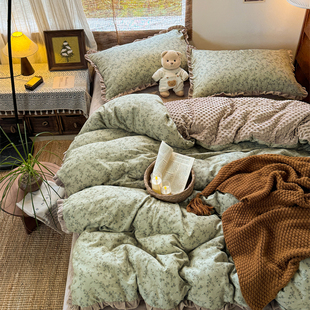 秋冬加厚暖田园皱皱花边双层纱加豆豆绒绿小碎花四件套1.5m1.8米