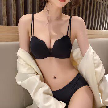 维多利亚新款无痕内衣女聚拢小文胸套装无钢圈防下垂胸罩三芝行