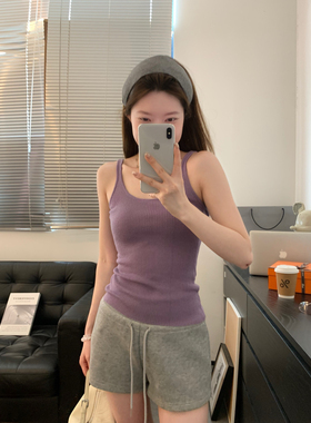 Viiwen 版型很jue 细羊毛软糯显瘦掐腰百搭U领针织背心紫色吊带